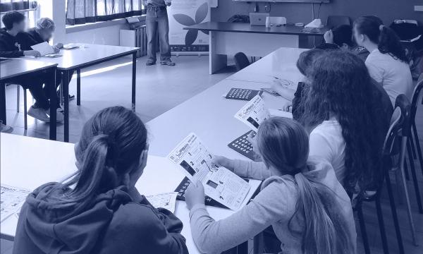 Primo incontro alla Scuola media Manzoni del Quartiere 5 del Comune di Firenze.